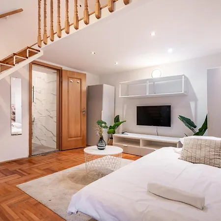 H9- Boutique Apartments, Location, By Bqa * Budapest