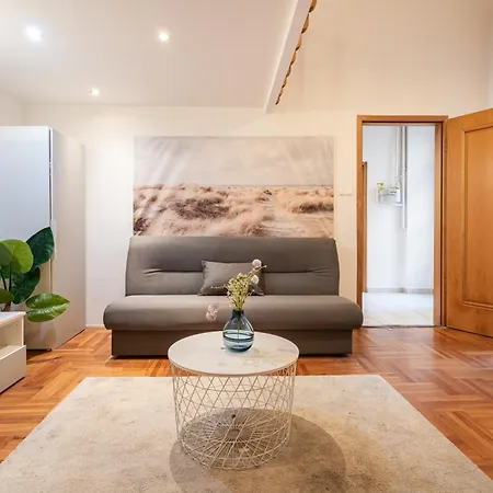 H9- Boutique Apartments, Best Location, By Bqa *