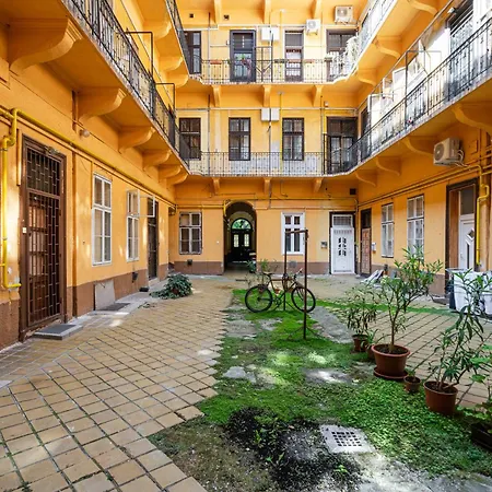 H9- Boutique Apartments, Location, By Bqa Appartement *